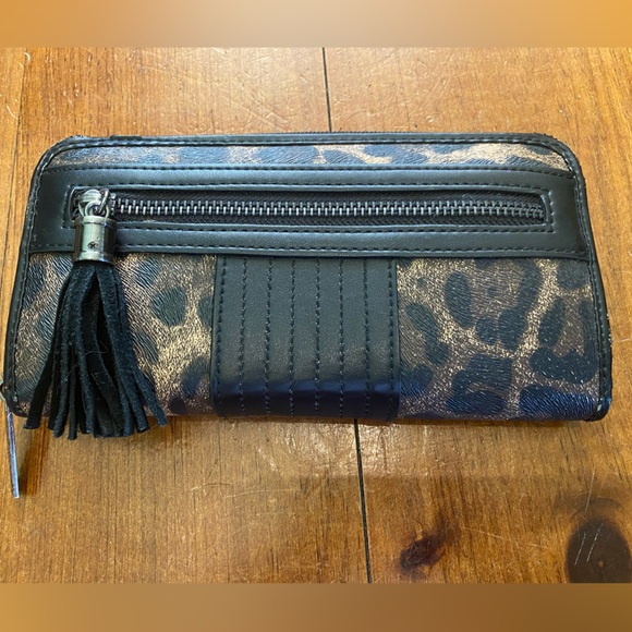 Lula Leopard print Wallet - Picture 1 of 9
